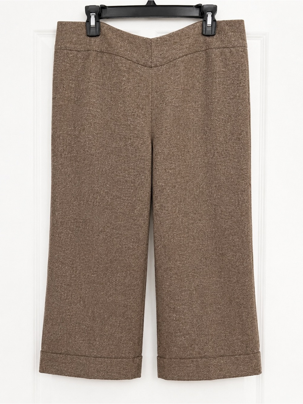 Classic Tweed Capri Pants
Vintage
Wear with your boots
Dress up or down